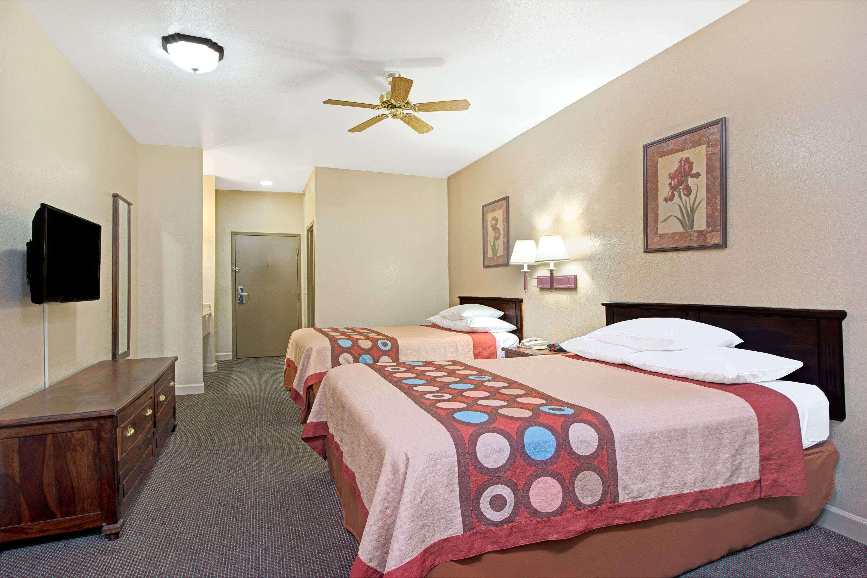 Super 8 By Wyndham St. Louis Airport Hotel Woodson Terrace Luaran gambar