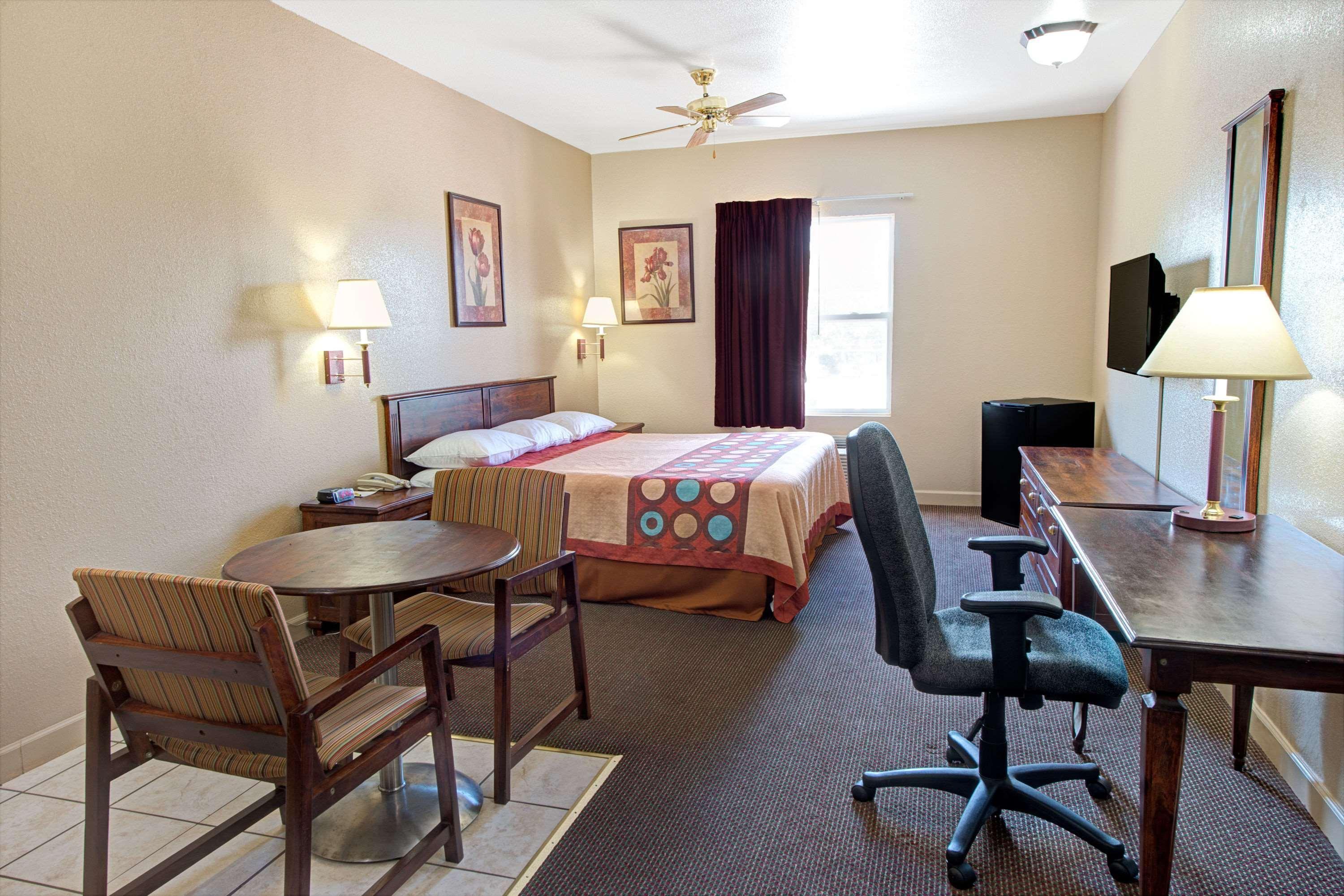 Super 8 By Wyndham St. Louis Airport Hotel Woodson Terrace Luaran gambar